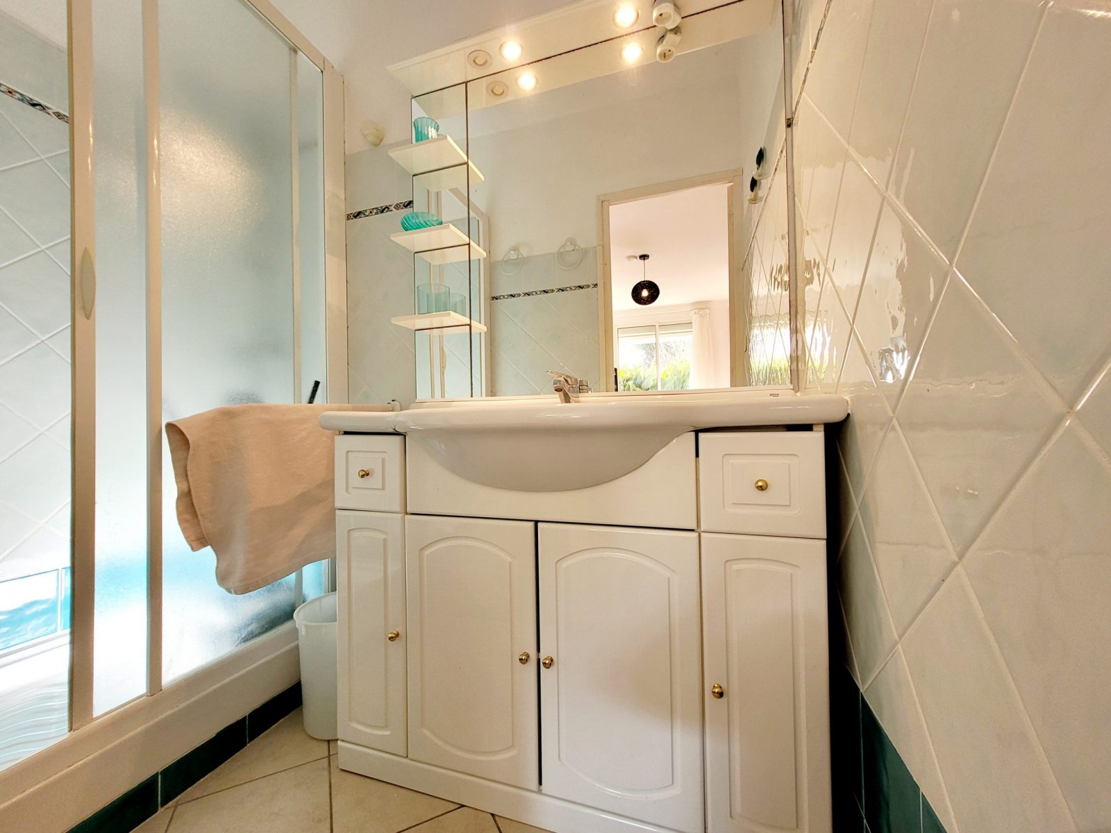 Cigalon salle de bain