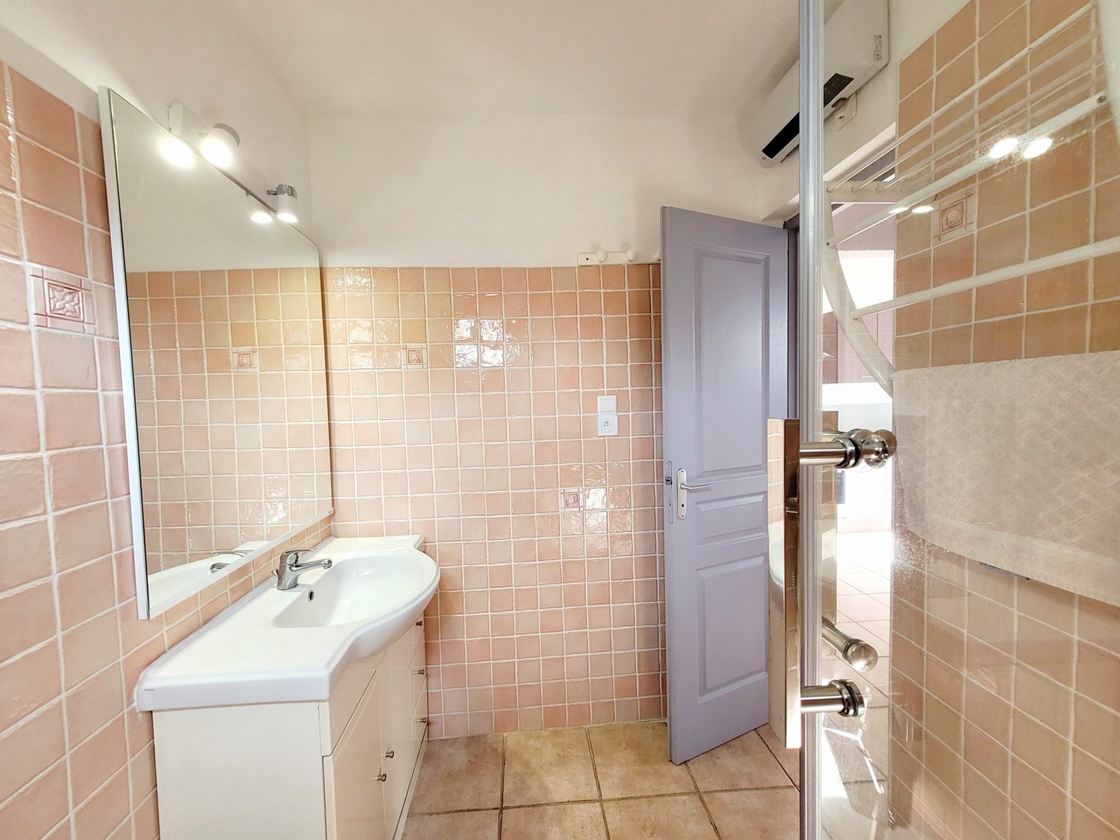 Réjane salle de bain